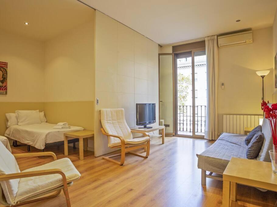 ¡Apartamento En El Centro De Barcelona! Экстерьер фото