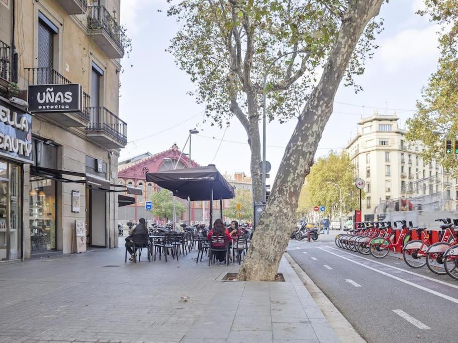 ¡Apartamento En El Centro De Barcelona! Экстерьер фото