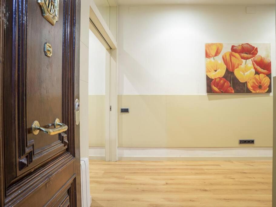 ¡Apartamento En El Centro De Barcelona! Экстерьер фото